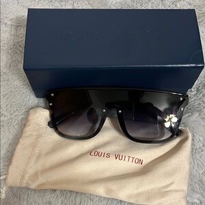 Louis Vuitton Black Sunglasses